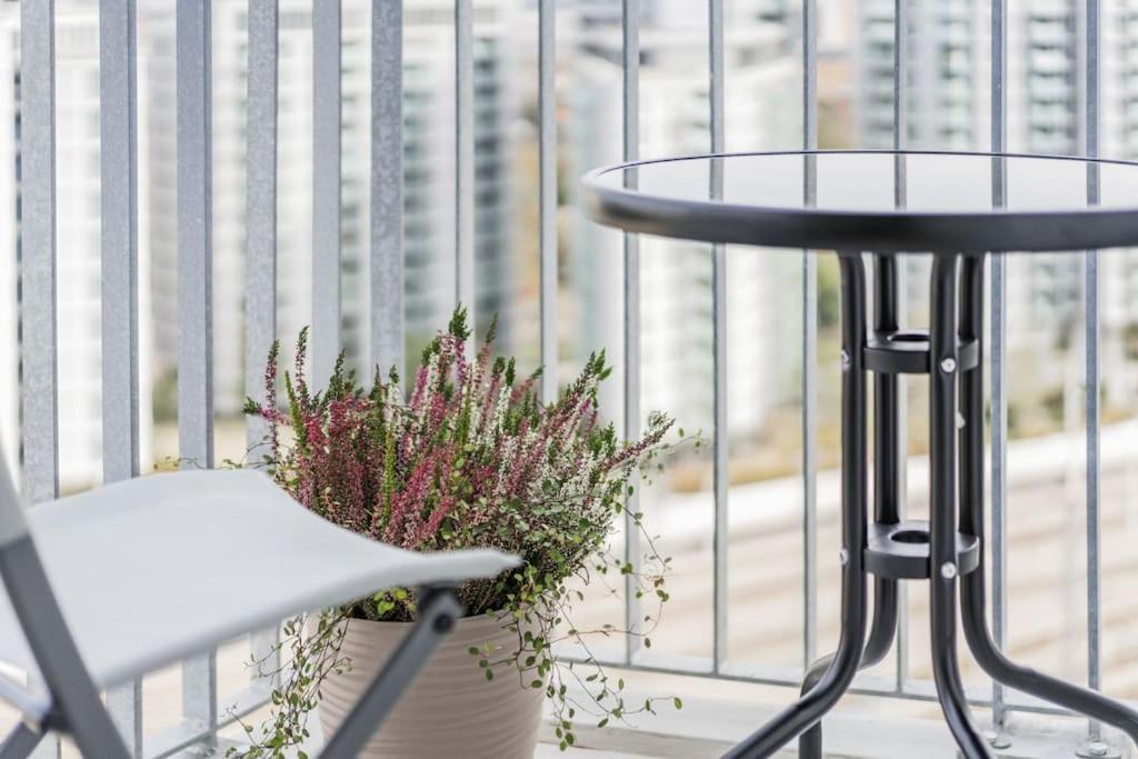 City Sky Studio Mit Balkon Vienna Exterior photo