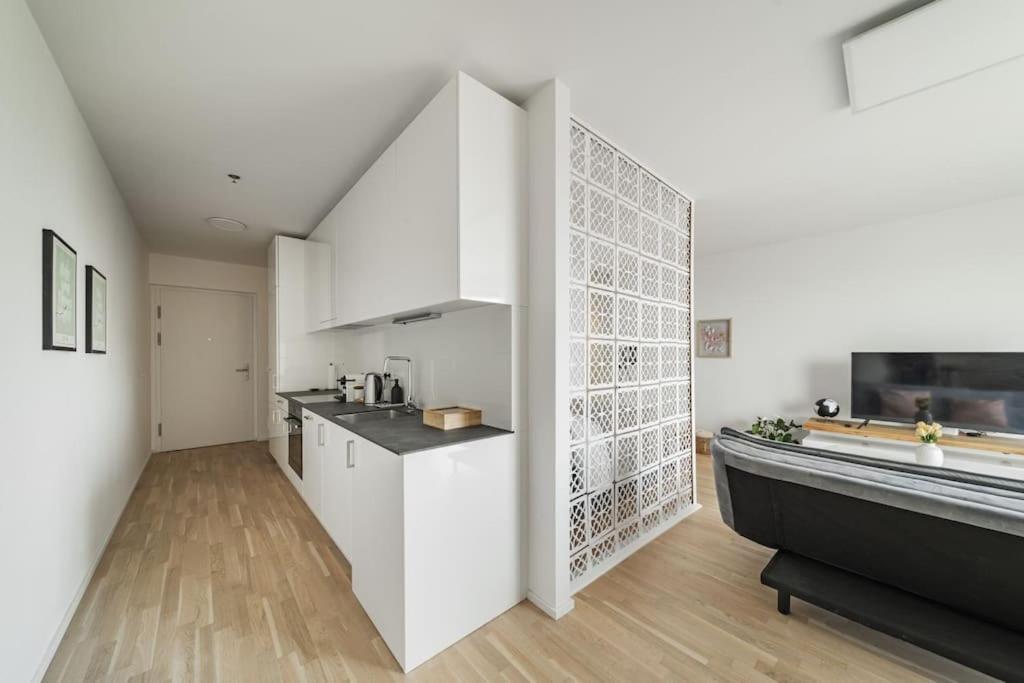 City Sky Studio Mit Balkon Vienna Exterior photo
